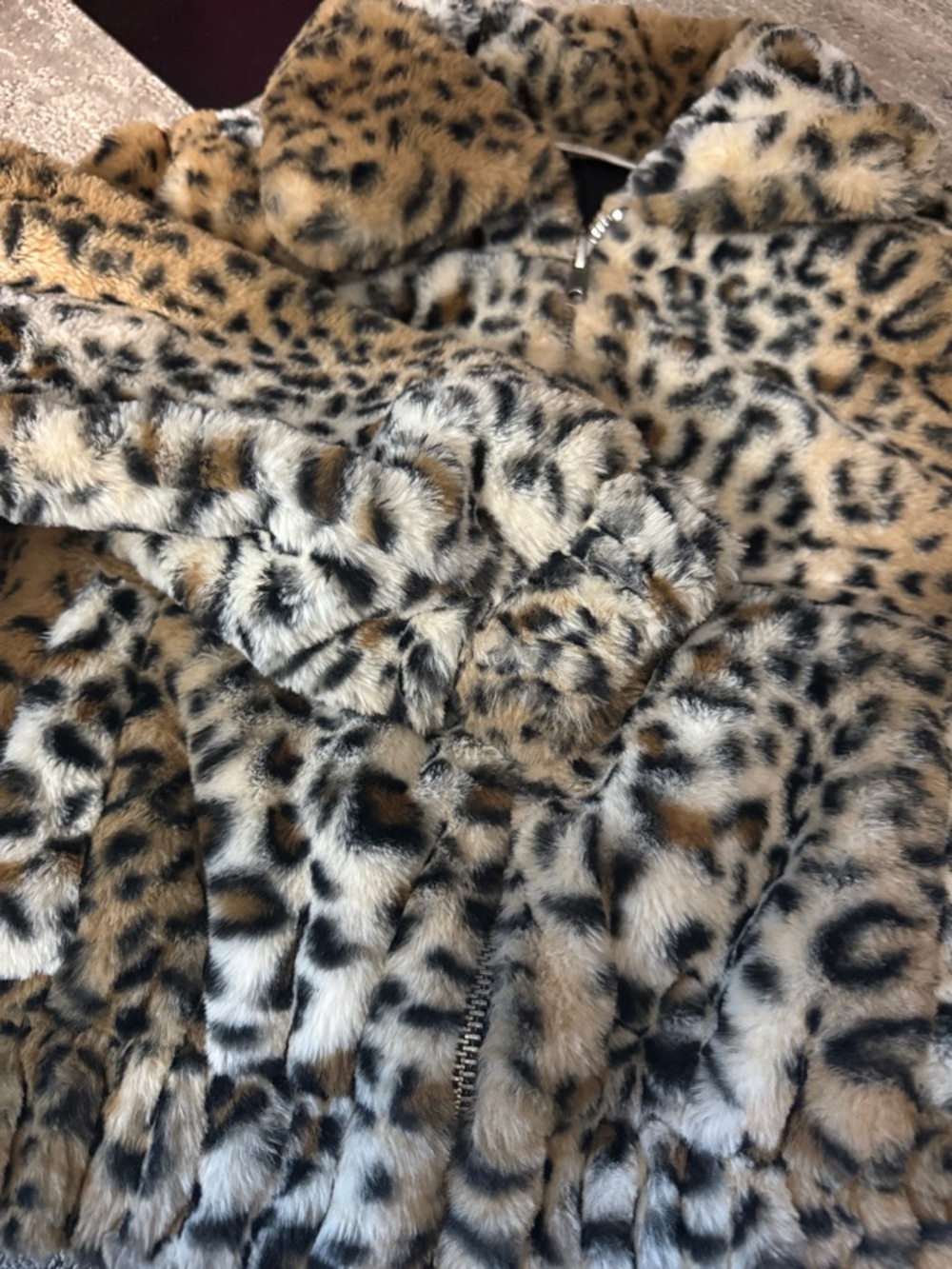 No Boundaries Leopard Print Faux Fur Cropped Jacket - Tan & Black - Picture 5 of 7